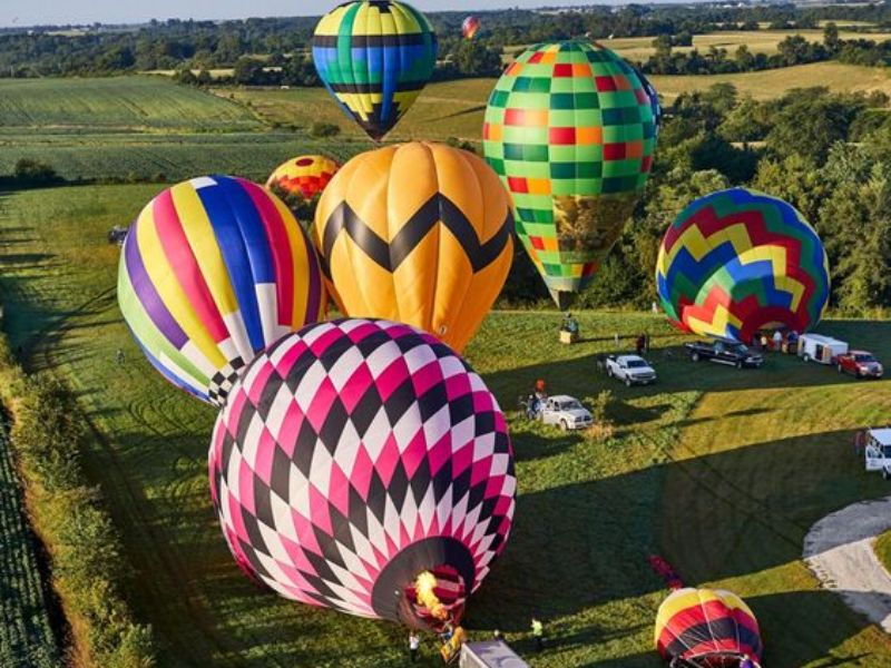 Shawnee's Annual Firelake Fireflight Balloon Festival
